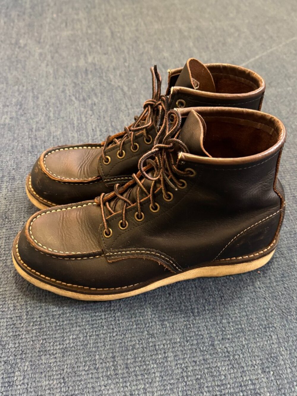 Red Wing Classic Moc Boot | 8849 Black | Mens 7 (D)
